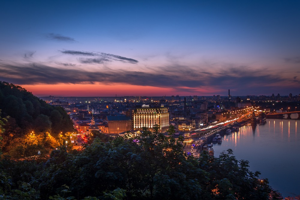 Вечерний вид на Киев с моста, фото Богдана Новотарского